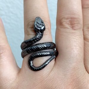 🖤New Snake ring